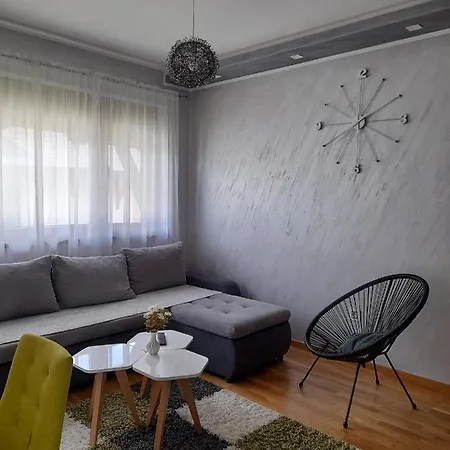 Radovanovic * 兹拉蒂博尔