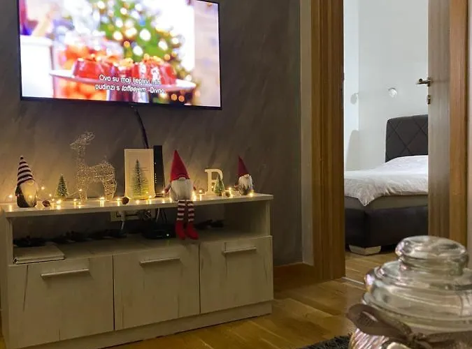 Radovanovic Апартаменты *